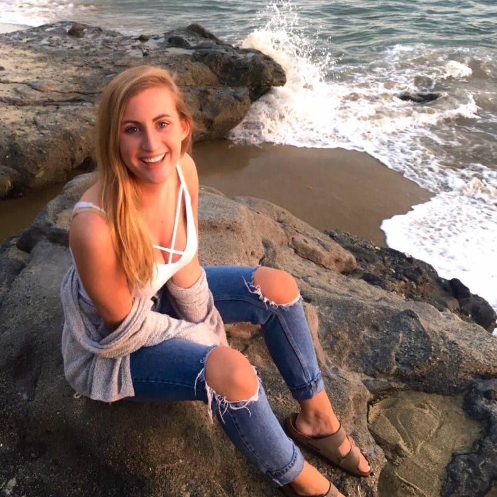 Meet your Posher, Caroline